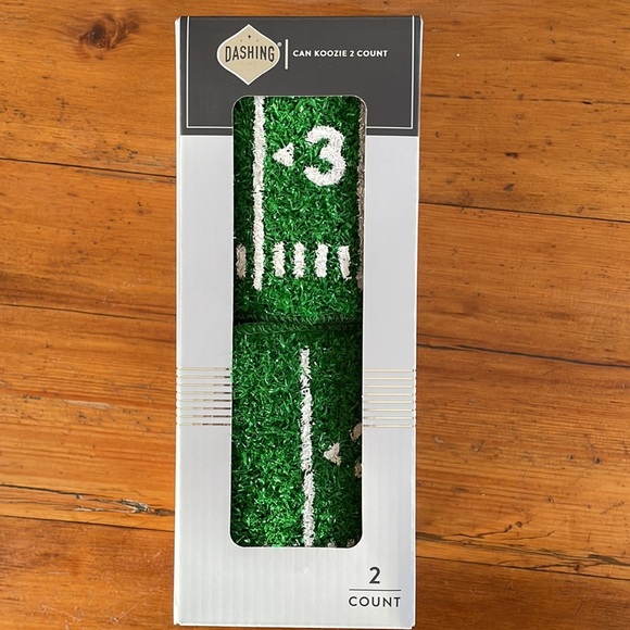 DASHING | CAN KOOZIE ASTROTURF DESIGN - 2 COUNT - Drinking is TURF-RIFIC! - Picture 10 of 10